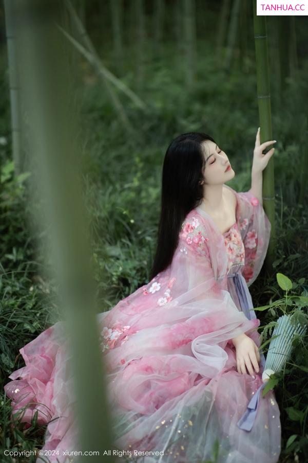 陈诗诗 诗诗 [XiuRen]高清写真图 2024.09.02 No.9100 诗诗kiki 美臀性感第6张图片